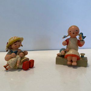 Dolls, German Vintage Erzgebirge Carved Wood Figurines, Pair